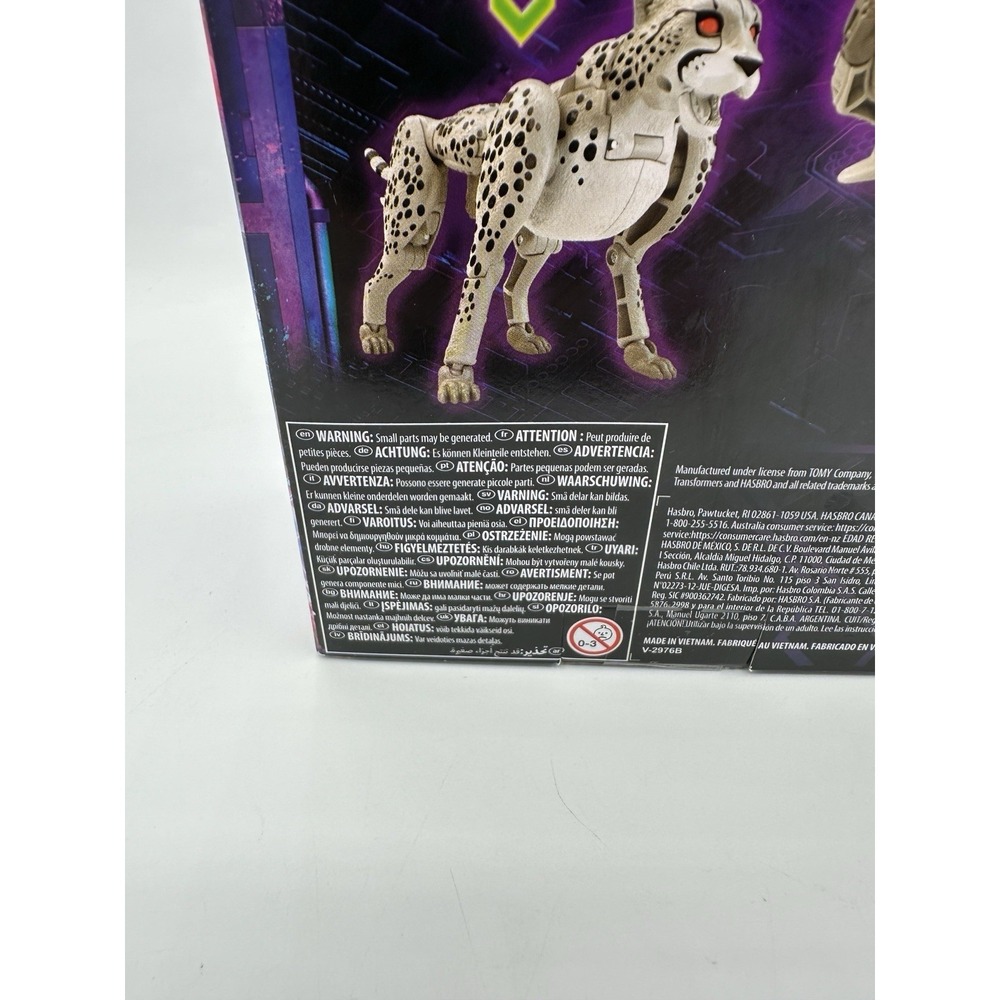 Transformers Legacy Autobot Nightprowler Deluxe Class NEW Sealed - Picture 6 of 9